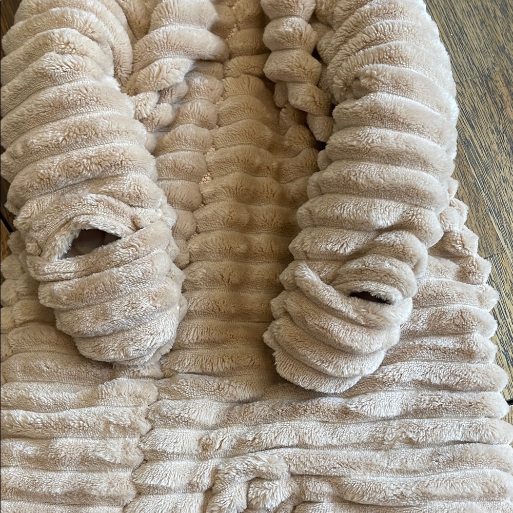 Cozy Lion Baby Snowsuit Bunting - Picture 5 of 6